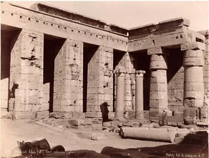 Lekegian.Egypte.Médinet-Abou.2ème Cour Colonnes copte.Photo Albuminée 20,5x26,5. - Picture 1 of 1