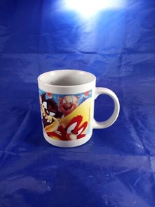 Warner Brothers Kaffeebecher 1996 mit Tweety Bugs Bunny Daffy Duck Taz - Bild 1 von 4
