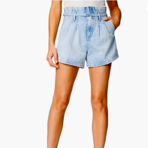 NWT Blank NYC Women’s High Rise Denim Jean Shorts Belted - Size 26 - Picture 1 of 6