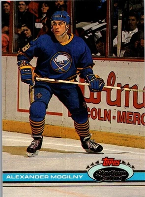 1991-92 Stadium Club Alexander Mogilny Buffalo Sabres #195 - Image 1 of 2