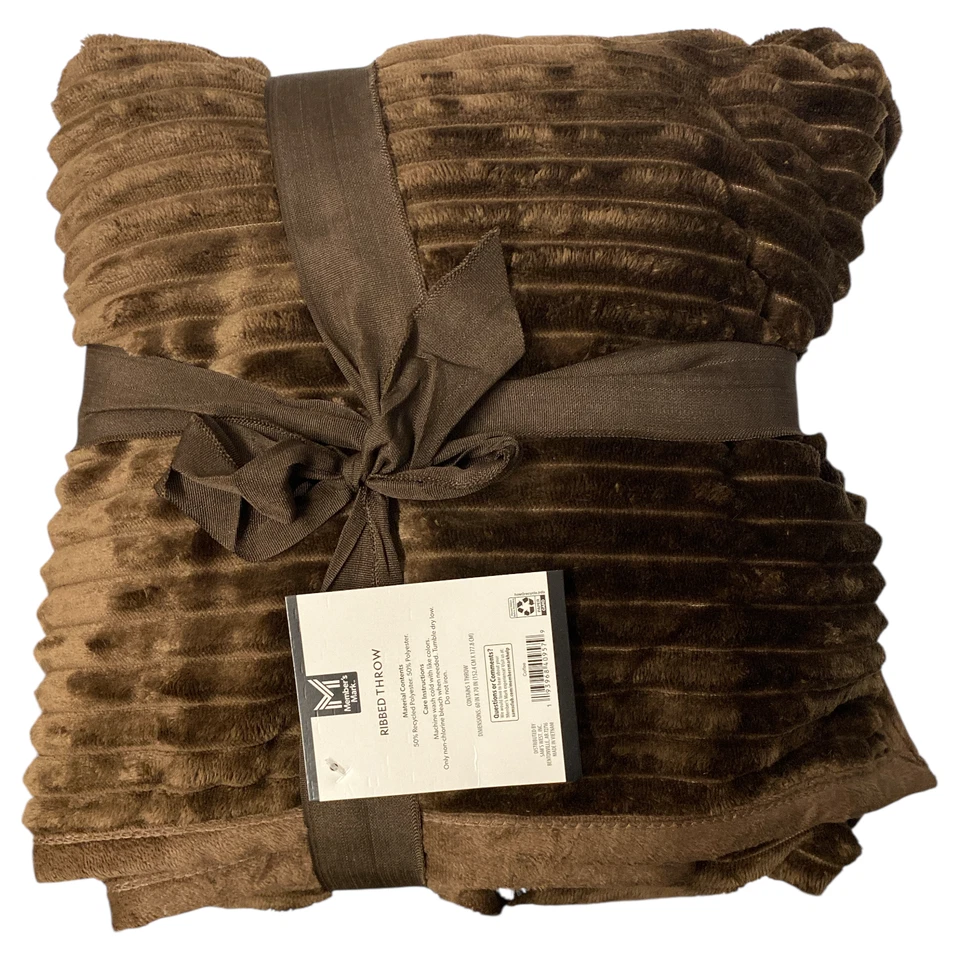 Member's Mark tiro acanalado extremadamente suave, reverso de piel sintética, 60"x70" Foto 1 de 1