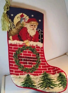"Medias de Navidad estilo victoriano de colección con respaldo de terciopelo rojo de Papá Noel 15""" - Imagen 1 de 8