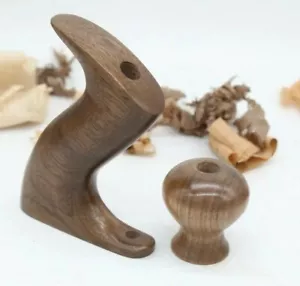 Hand Made Walnut Stanley Plane Tote & Knob For No 5, 605 and up with Low Knob - Picture 1 of 1