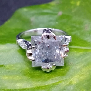 Anillo solitario de diamantes tratados corte princesa raro de 8,55 quilates plata 925 - Imagen 1 de 10