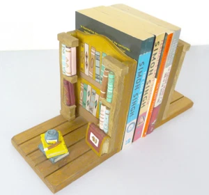 Pair (2) Detailed Decorative WOODEN BOOKENDS Designed as Model Bookcases - Picture 1 of 12