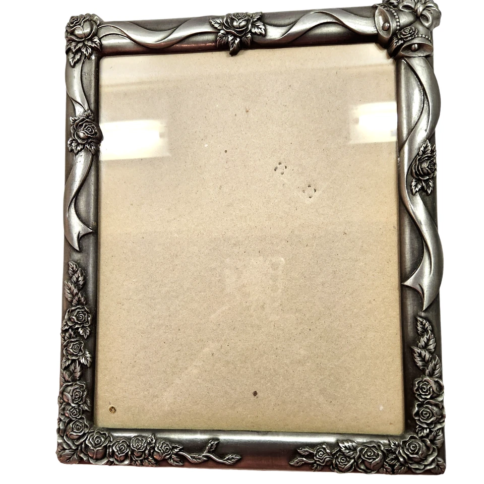 Marco de fotos vintage de rosas y campanas de metal color peltre de los años 80-90 8x10 Foto 1 de 4