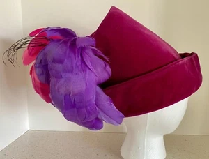 VTG Hat Raspberry Percher Purple & Pink Feather Plumes Ere Nouvelle NY Early 40s - Picture 1 of 11