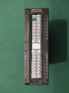 Siemens Simatic 6ES7322-1BL00-0AA0 S7-300 ET200M Modulo 32DO 24Vdc - Foto 1 di 6