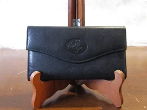 New Buxton Women's Leather Long Bifold Organizer Wallet with Floral Emboss - Picture 1 of 7