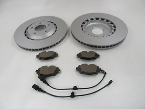 Bentley Bentayga rear brake pads and rotors - Picture 1 of 9