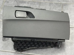 Handschuhfach BMW 1er F20 F21 Staufach Ablagefach Handschuhkasten 9232970 - Bild 1 von 10