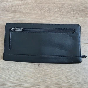 TUMI Cartera de Viaje Portatarjetas Pasaporte Cuero Organizador Negro - Imagen 1 de 6