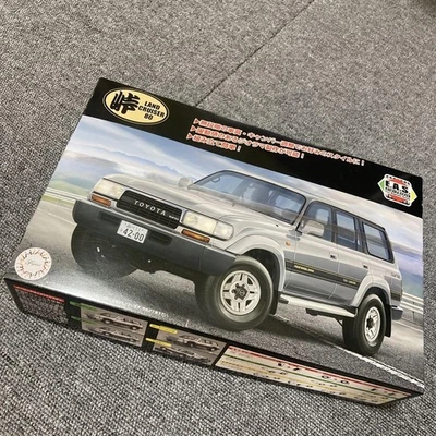 Kit scala Toyota Land Cruiser 80 124 modello non assemblato licenza... - Immagine 1 di 3