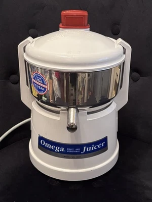 Omega Fruit And Vegetable Centrifugal Juicer Model 1000 Tested and Works Great - Image 1 of 2