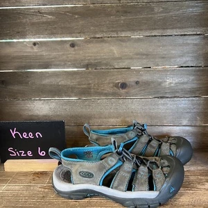 Mujer Keen Newport H2 Gris Cuero Exterior Senderismo Zapatos Sandalias Talla 6 M Usado en Excelente Condición - Imagen 1 de 6
