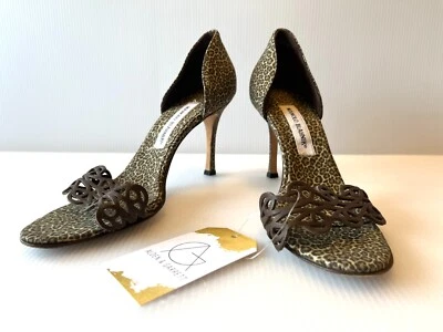 Tacones Manolo Blahnik Estampado Leopardo Recortado Punta Abierta, Talla 39.5 (IT) 9.5 (EE. UU.) Foto 1 de 4