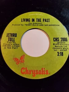 Jethro Tull, Christmas Song/Living In The Past - Chrysalis GOOD+ F33 - Picture 1 of 1