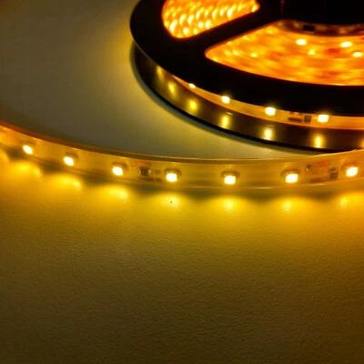 STRISCIA A LED LUCE CALDA BOBINA TAPELIGHT 3528 5 METRI 300 LED WARM E FISSAGGI - Immagine 1 di 4