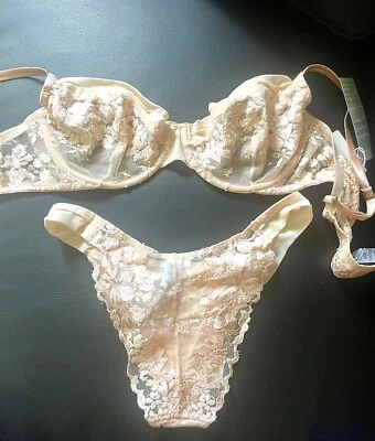Conjunto de lencería LA PERLA AZALEA, hojas seda y encaje. Talla 10 UK (36C) Foto 1 de 4