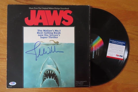 Conductor JOHN WILLIAMS signed JAWS 1975 Soundtrack Record / Album PSA P99733 Cover