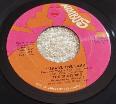 The Guess Who – Share The Land / Bus Rider 1970 Rock Pop 45 RPM Record 7" Foto 1 de 4
