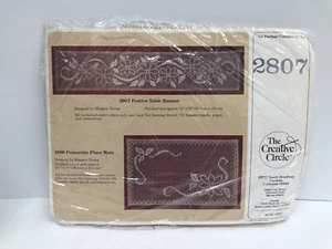Vintage 1987 The Creative Circle 2807 Festive Table Runner Needlepoint Kit - Picture 1 of 5
