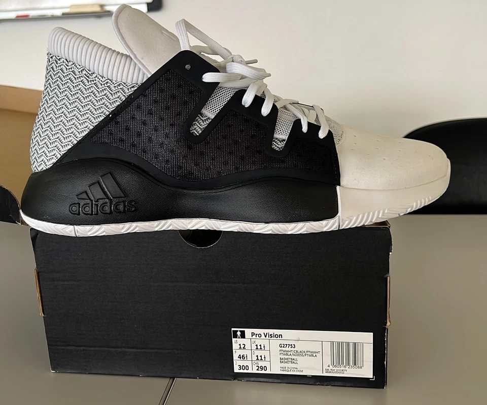 ADIDAS scarpa da BASKET modello PRO VISION - tg. US12 (EU46 2/3) - Immagine 1 di 1