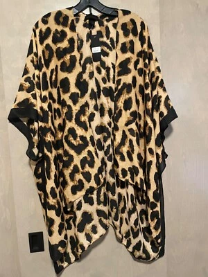 Nuevo con etiquetas Mantón Steve Madden Estampado Animal con Mangas, Leopardo, Talla Única Foto 1 de 3
