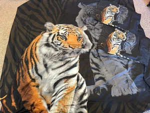 Tiger Duvet Cover Set Queen Size with Two Standard Pillowcases - Picture 1 of 4