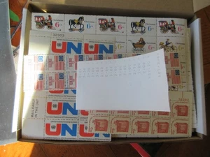 Lotto di affrancatura Mint NH Stati Uniti valore inferiore $487,00 valore nominale inferiore al 50% - Foto 1 di 1