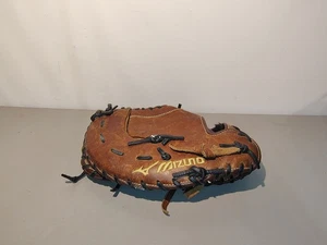 Guanto da baseball Mizuno MVP Series First Basemen RHT GXF57 13" punta di ingresso - Foto 1 di 6
