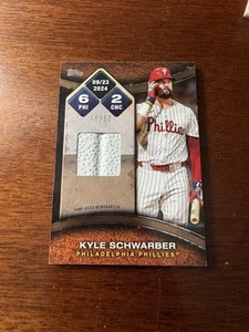 Camiseta deportiva dorada 2025 Topps Serie 2 Kyle Schwarber Round The Bases reliquia partido 12/50 - Imagen 1 de 2