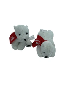 2x Coca Cola Plüsch Eisbär Weihnachten Weihnachtsmann Reklame Werbung Stofftier - Bild 1 von 6
