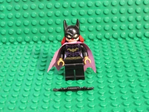 LEGO Batgirl Minifigure sh0092 sh092 DC Super Heroes Batman From Set 76013 RR22 - Picture 1 of 3