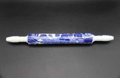 Vintage Traditional English Blue Willow Pattern Ceramic Rolling Pin - Image 1 of 4