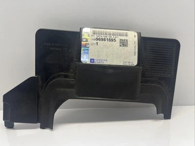 Deflector de aire de soporte de radiador Chevrolet Cruze GM 2011-2015 96981695 OEM Foto 1 de 4