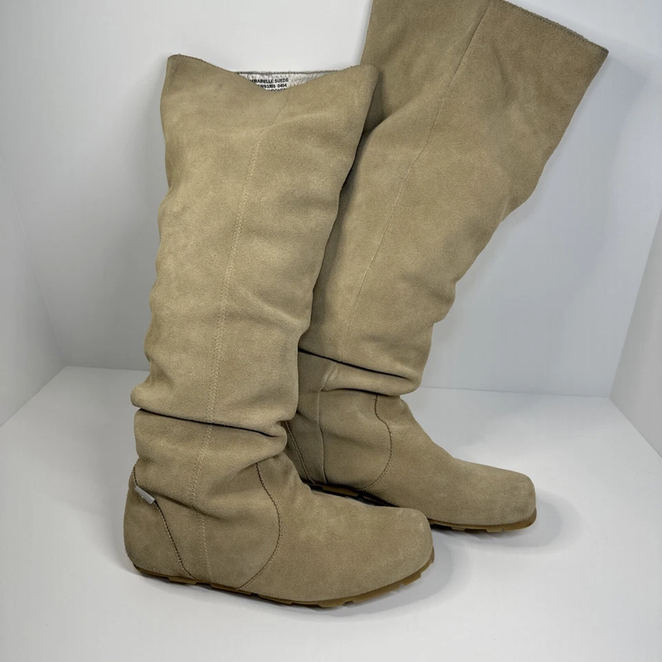 Botas holgadas Lacoste para mujer talla 7,5 altas beige gamuza cuero Foto 1 de 4
