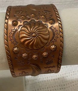 Vintage Southwestern breites Armreif Armband gestempelt massiv Cooper mit einer Glocke - Bild 1 von 24