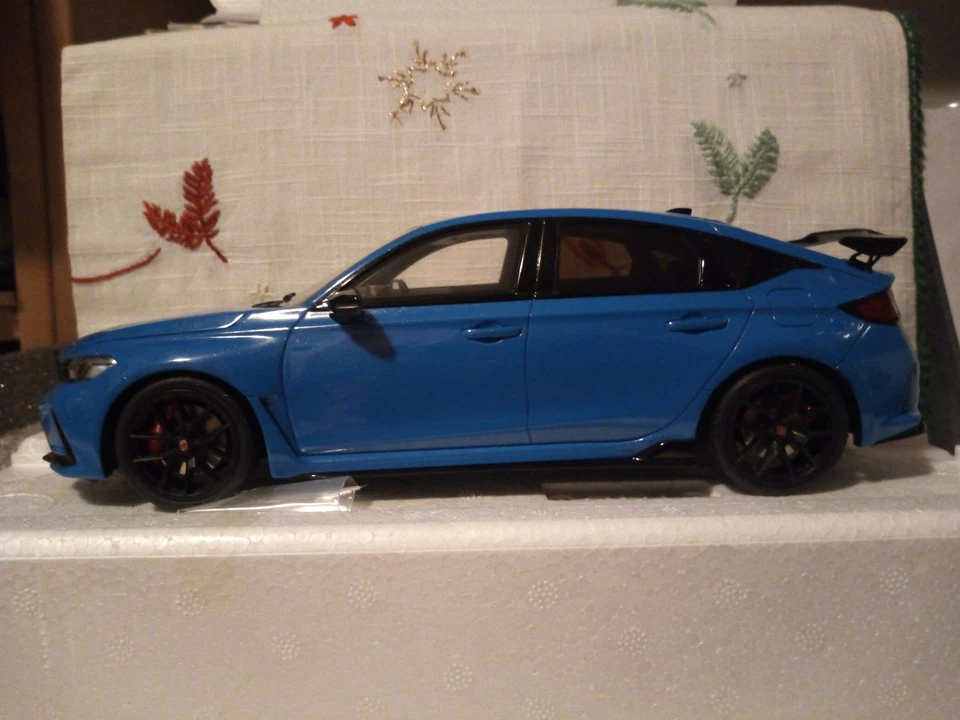 Honda CIVIC TYPE R 2022 blu scala 1/18 Otto Ottomobile codice OT1093 limited 999 - Immagine 1 di 4