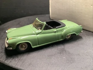 TIN WIZARD No. 156 1:43 Borgward Isabella Coupe Cabrio lindgrün in OVP MIB KW - Bild 1 von 10