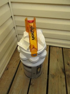 Dyson DC14 Cyclone Bin Canister Polvo Conjunto Raíz Ciclón Mango Naranja - Imagen 1 de 10