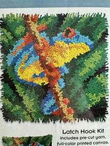 Dimensions FROG Latch Hook Kit New Sealed Pre Cut Yarn Color Print Canvas 12x12 - Picture 1 of 10