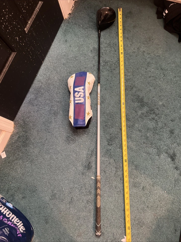 Titleist 910 D2 Driver 9.5* Aldilla One Stiff Flex Right Handed With USA Cover - Image 1 of 4