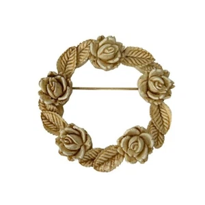 Brosche Anstecknadel Vintage 60er Jahre Harz Rosenkranz antik weiß 2" Durchmesser - Bild 1 von 6