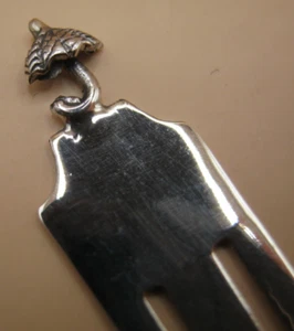 Pretty Solid Silver 925 Bookmark With An Umbrella Topper - Paper Money Clip - Picture 1 of 4