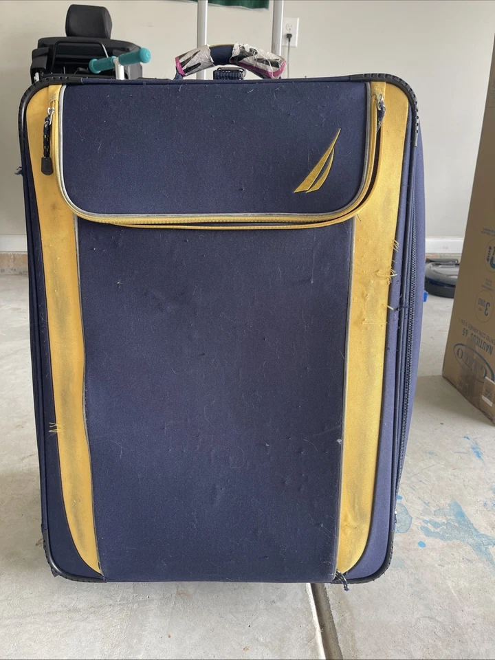 Náutica Expandable Luggage with Spinner Wheels - Image 1 of 4