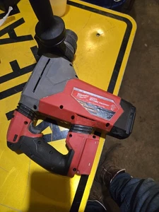 Milwaukee M18 FUEL 18V Li-Ion 1 1/8'' SDS Plus Rotary Hammer - Black/Red 2915-20 - Picture 1 of 3