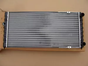 Radiatore acqua radiator Seat Cordoba 1.8 - 2.0 GLX-GT, Ibiza II 1.8 2.0 GLX-GT - Foto 1 di 1