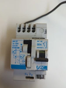 GEC VYNCKIER, GE SERIES G, DAN 1/32, 32A 30mA RCBO, CIRCUIT BREAKER, SHUNT TRIP - Picture 1 of 5
