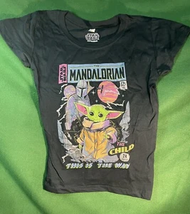Children’s Size M Star Wars: The Mandalorian The Child Grogu Fitted T-Shirt - Picture 1 of 9
